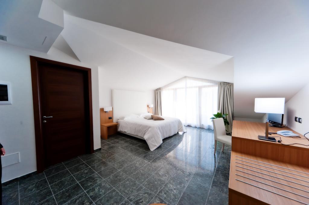 Vea Resort Hotel Mercato San Severino Dış mekan fotoğraf